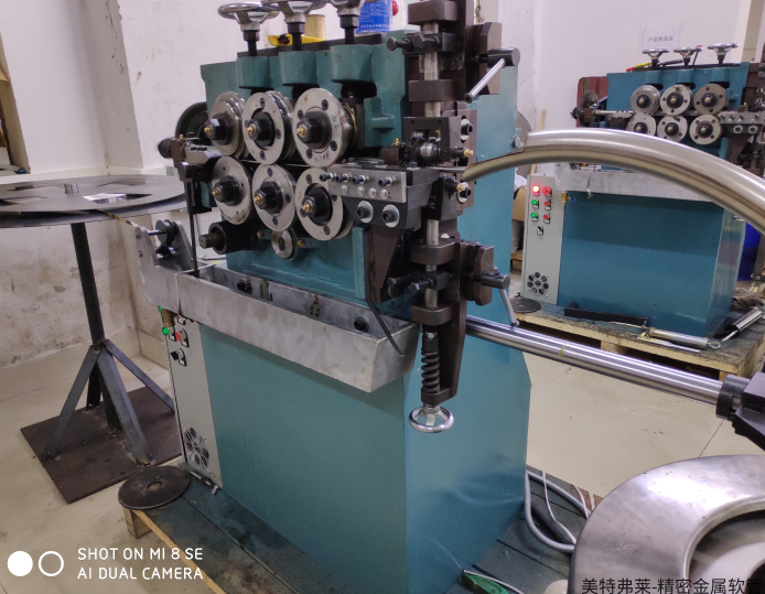 機(jī)臺(tái)本體