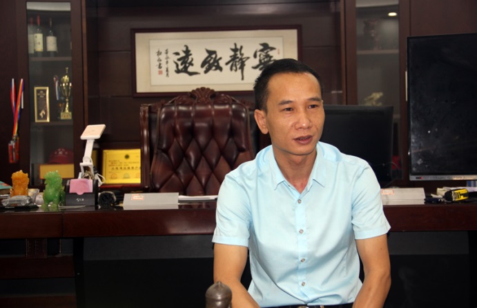 伟民铝业董事长蒙爱章