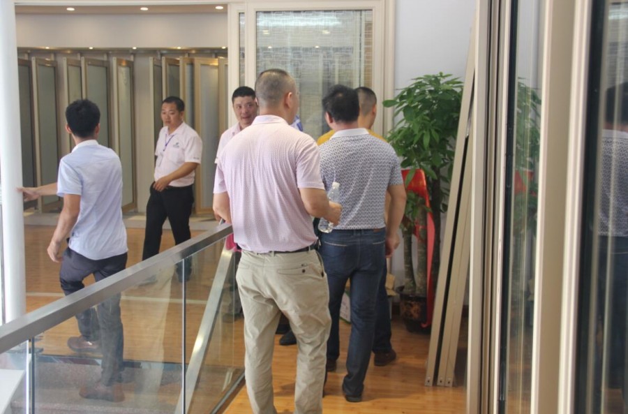  李氏艺玻特色的专利产品，备受青睐