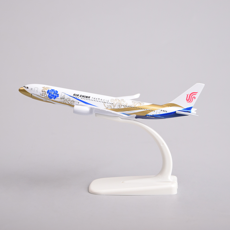飞机模型16厘米A330  中国国际航空公司