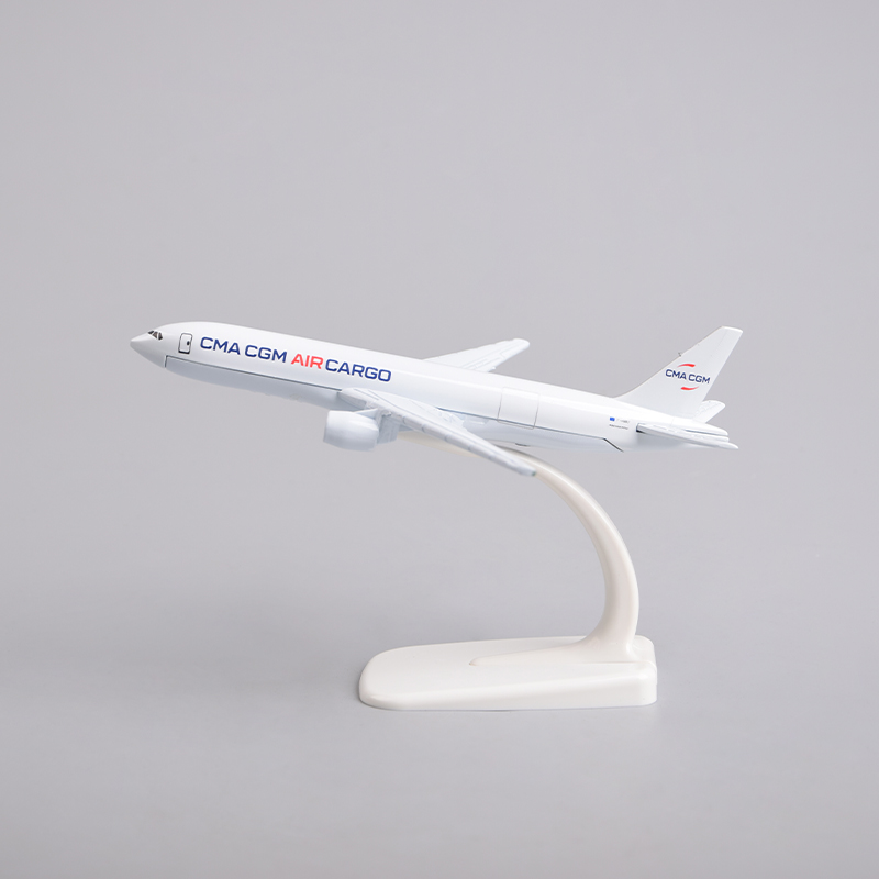 飞机模型16厘米777  CMA CGM