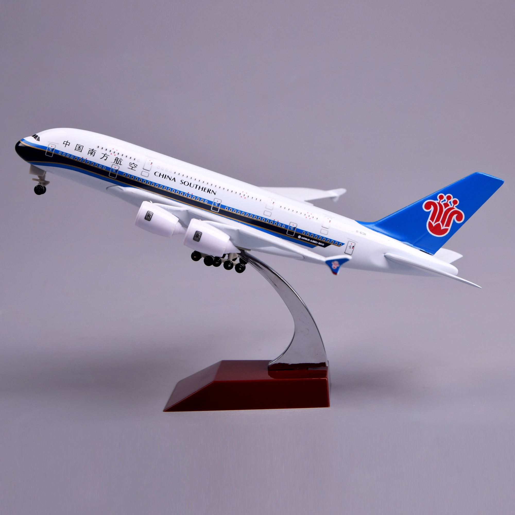 飞机模型20厘米A380中国南方航空