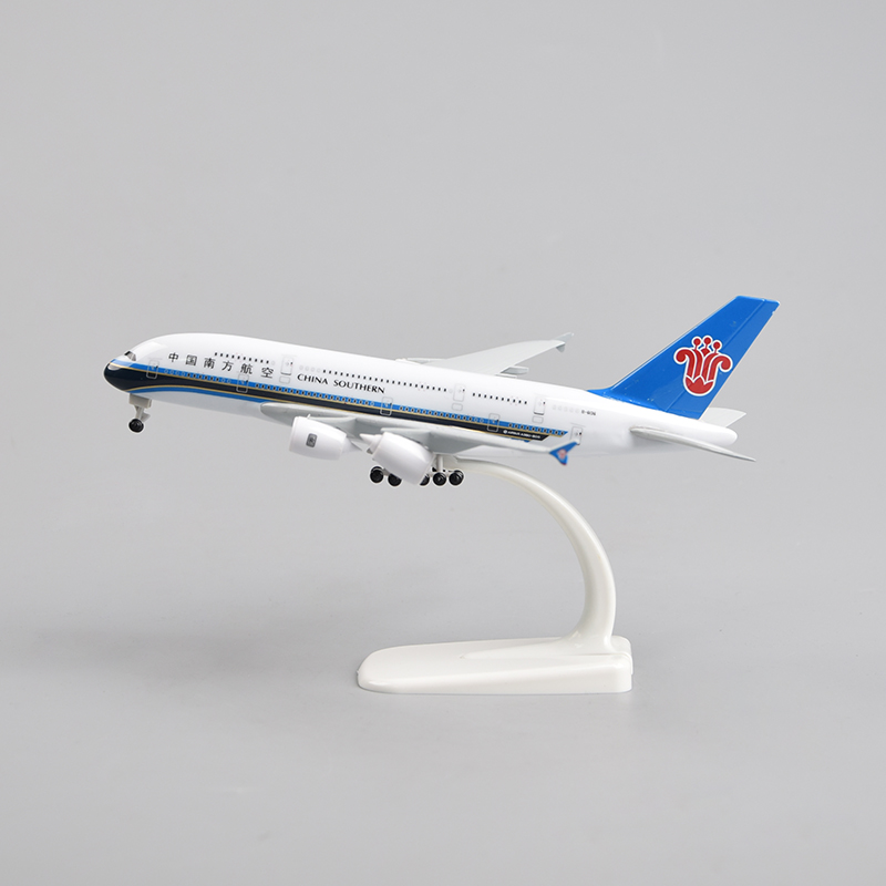 飞机模型20厘米 737-800 中国联航佛山号