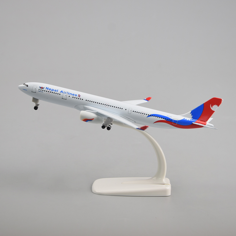 飞机模型20厘米330 尼泊尔