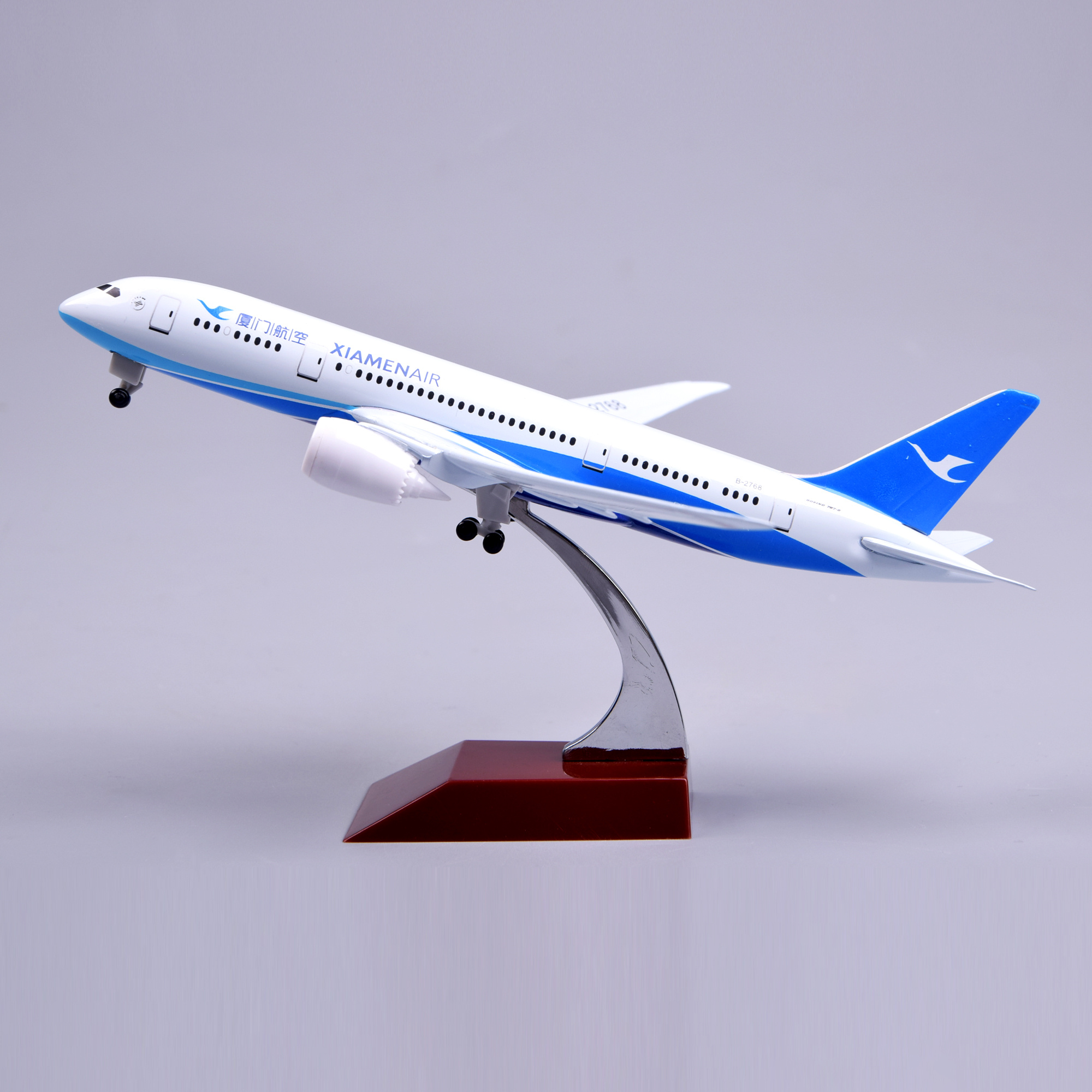 飞机模型18.5厘米787厦门航空