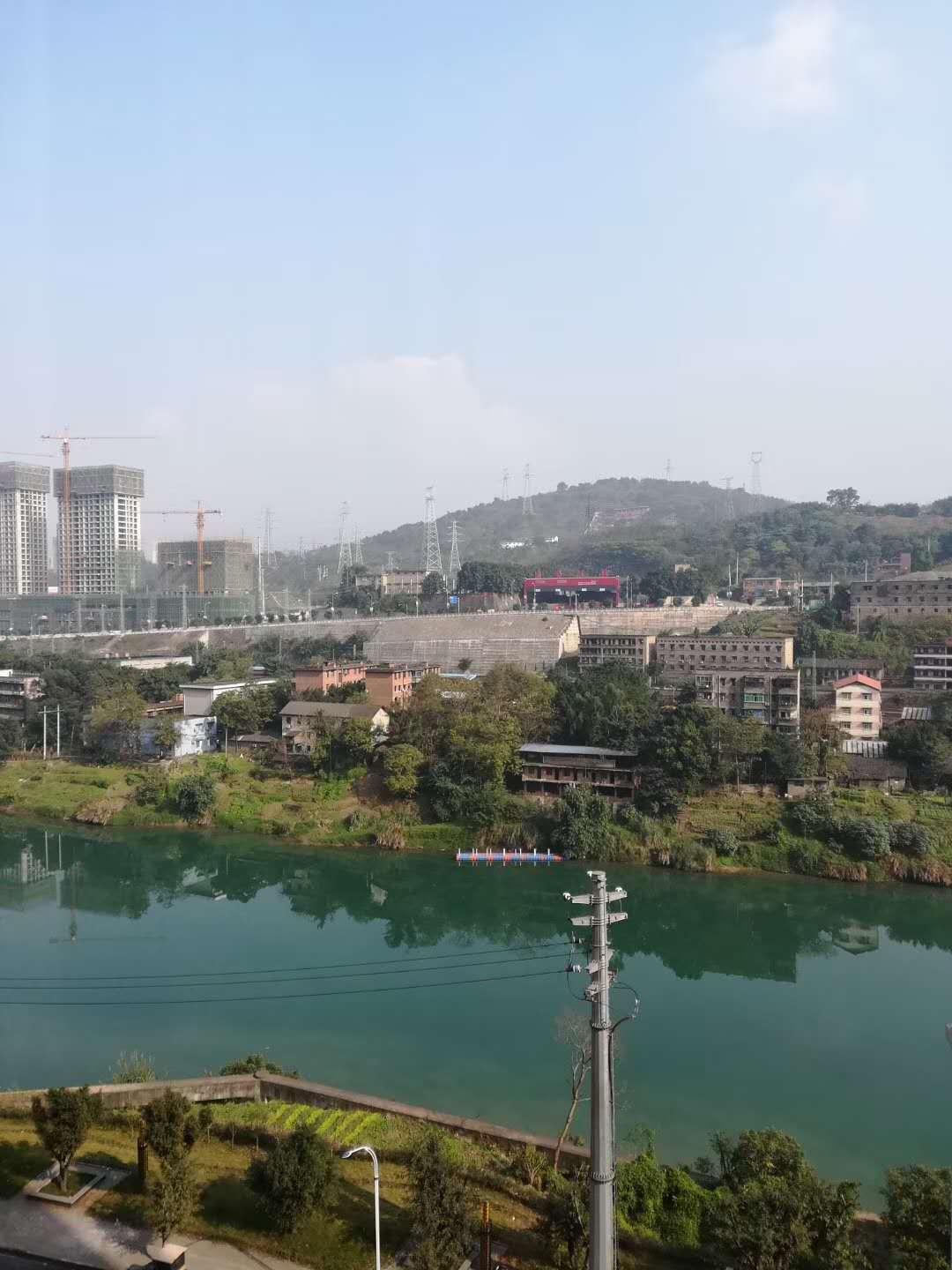 高浦洪