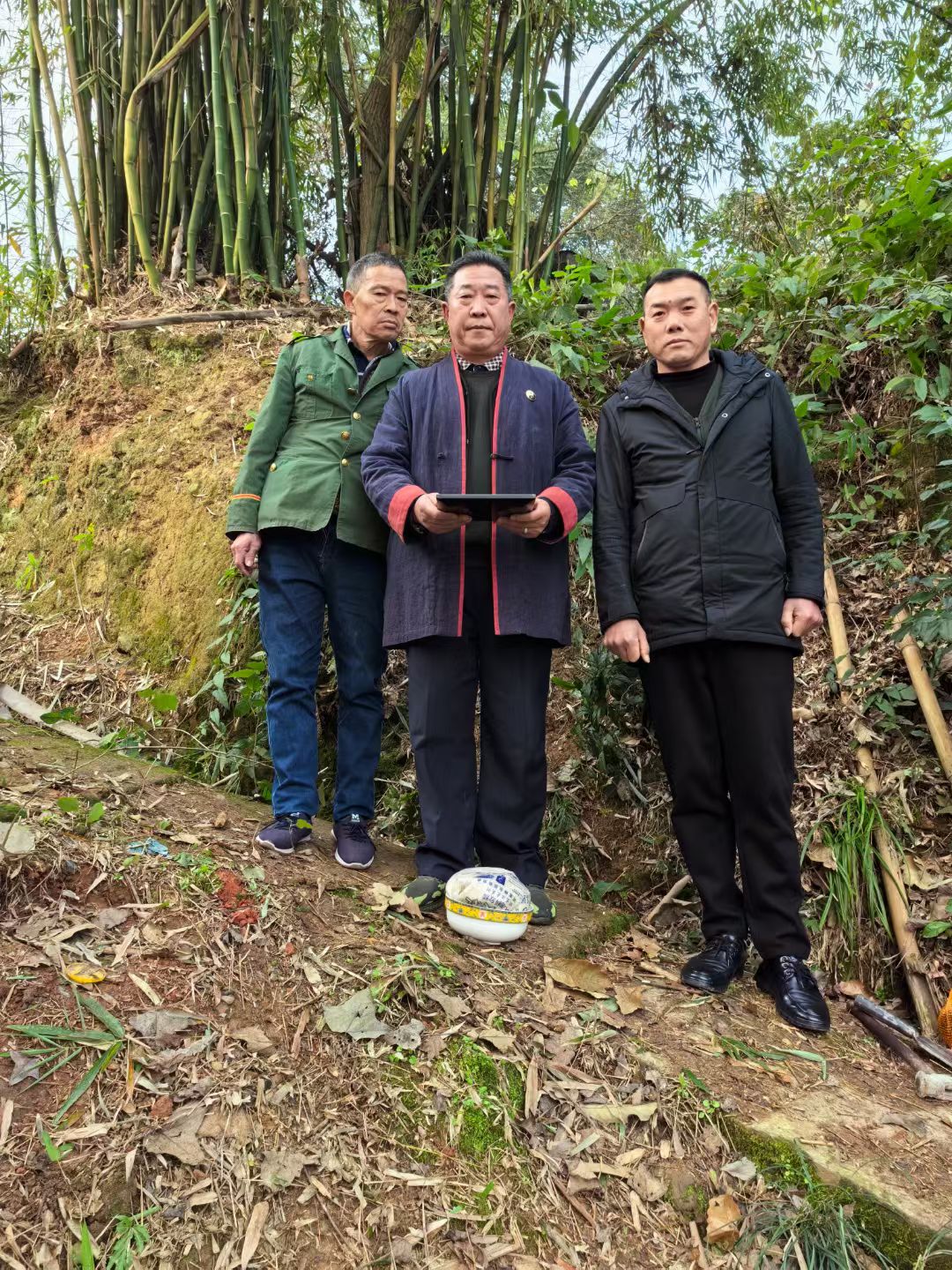 中科院主管《当代科学家》期刊社主任委员；世界非物质文化遗产研究院副院长高浦洪，2025年1月20日受邀在重庆市綦江区古南街道北渡盘龙为福主老板做阴宅风水