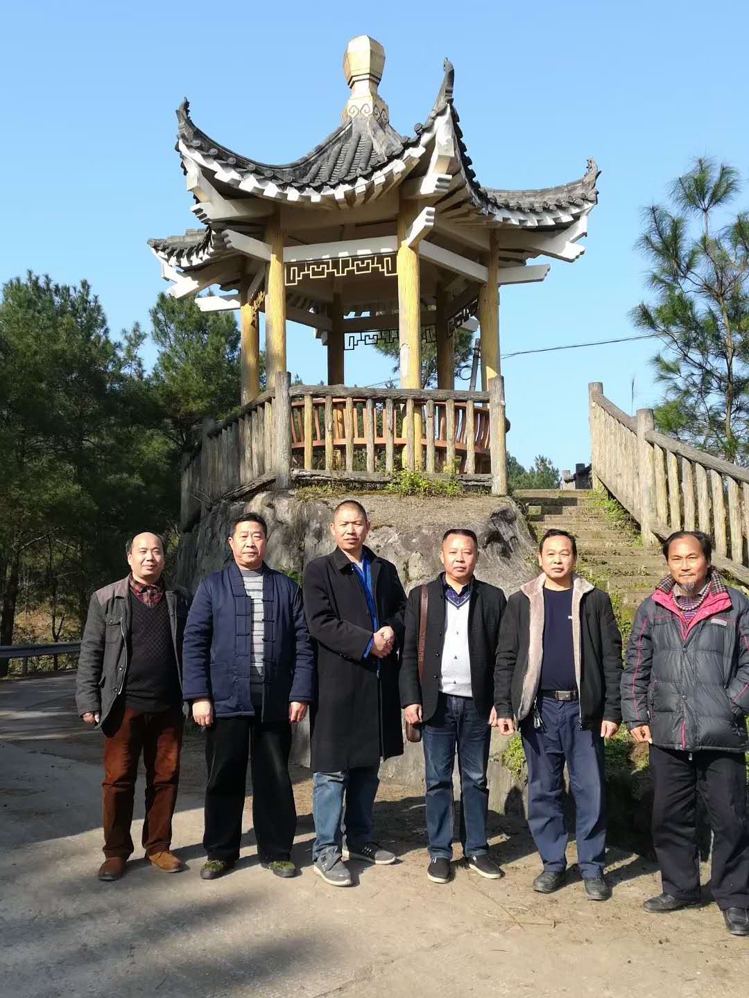 高浦洪