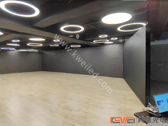 P2.5室内LED显示屏施工现场