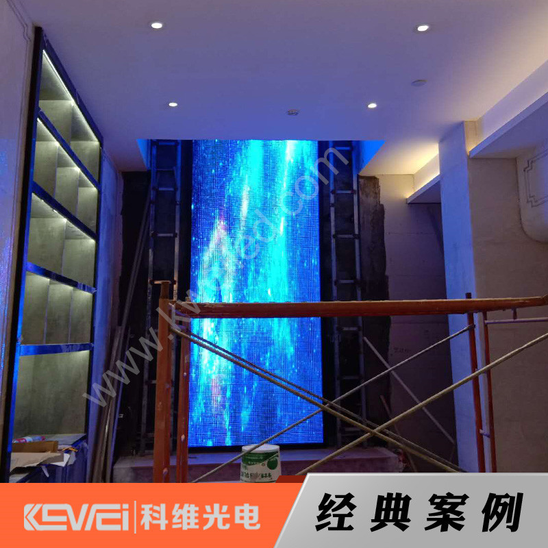 广州某酒店瀑布LED显示屏