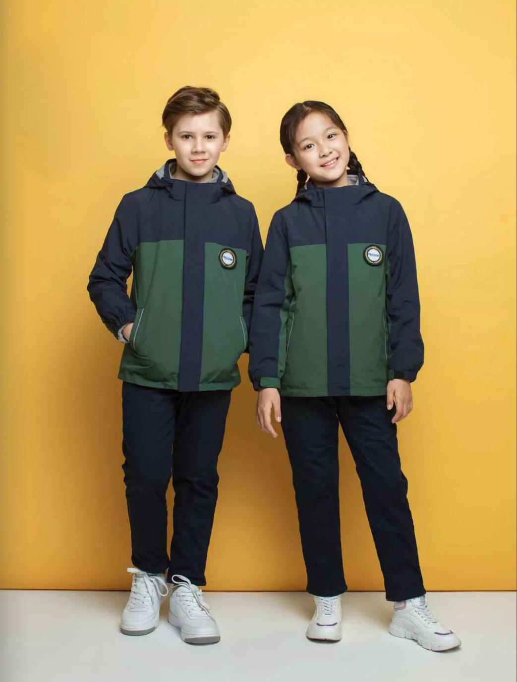 小学校服X9