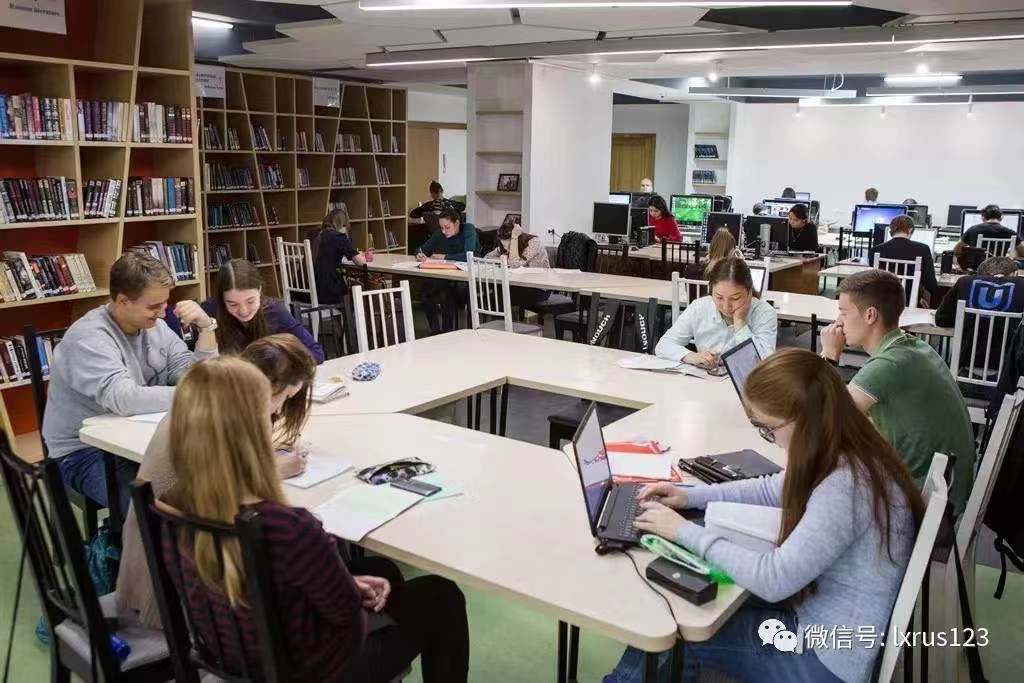 托木斯克国立大学宿舍图书馆 托木斯克国立大学宿舍图书馆