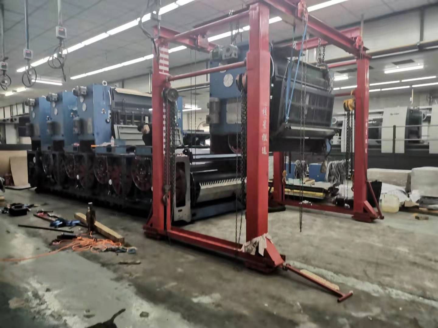 设备货柜装卸案例