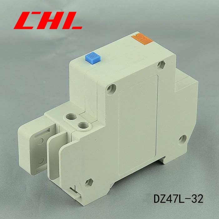 DZ47L-32