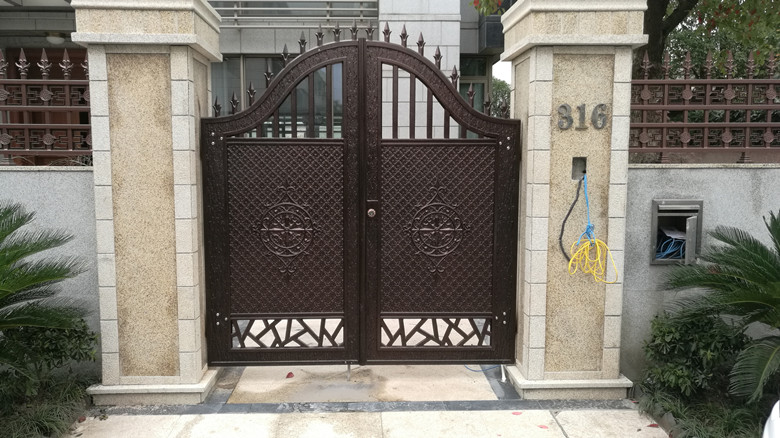 汤臣湖庭-意大利进口法柯FAAC平移门开门电机741