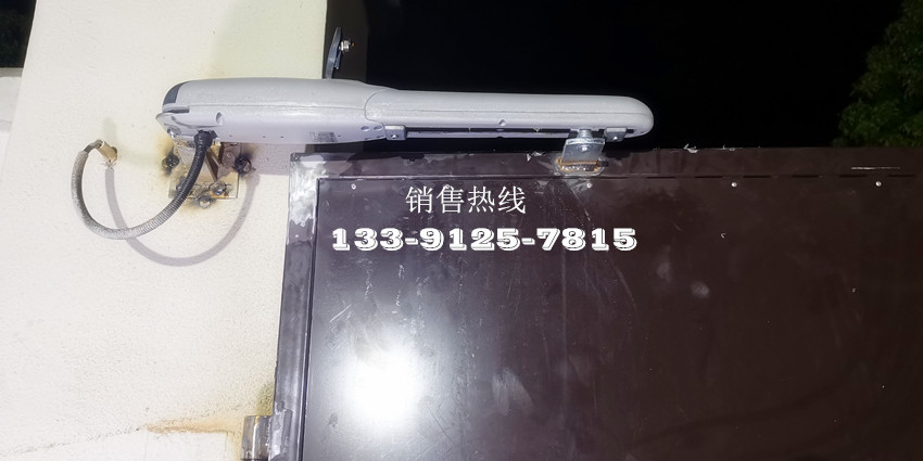 崇明易缘居民居-意大利Nice开门机及STUSUN车牌识别系统