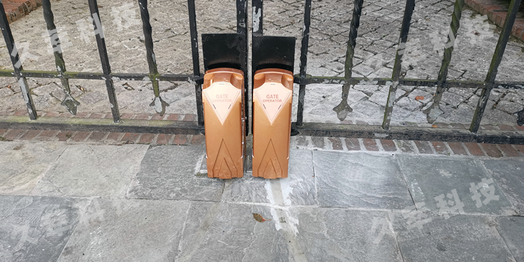 欧玛克(OMKER)滚轮走轮式八字平开门电机DCK890