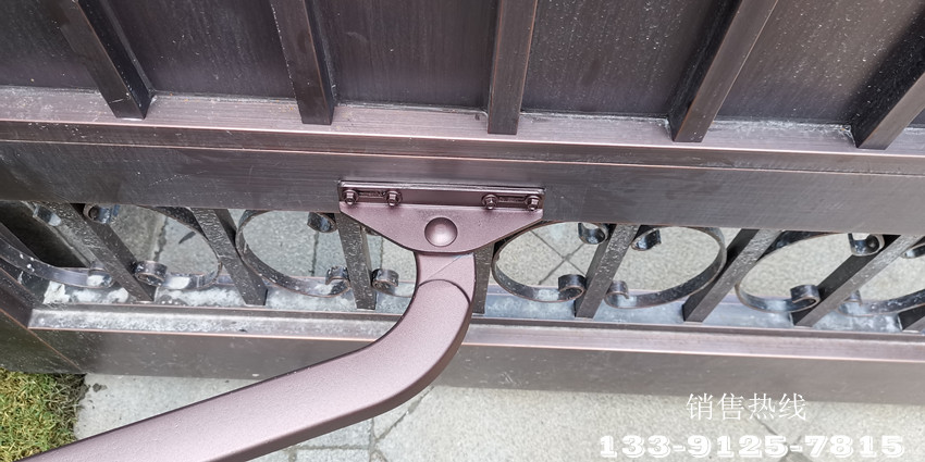 陆家嘴金融街区-意大利FAAC曲臂式开门机+高端定制铜门 陆家嘴金融街区-意大利FAAC曲臂式开门机+高端定制铜门