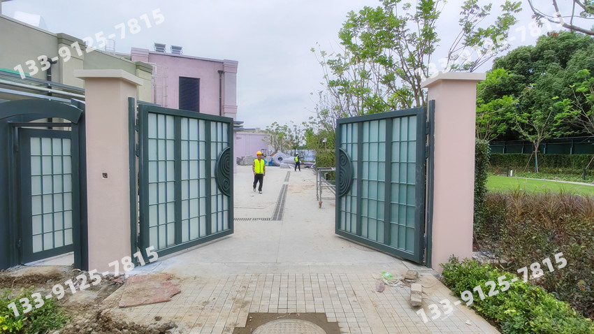 比斯特苏州购物村-意大利DITEC迪泰柯地埋平开门电机CUBIC6 比斯特苏州购物村-意大利DITEC迪泰柯地埋平开门电机CUBIC6