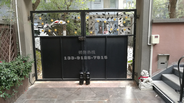万科白马花园-阿尔卡诺ALCANUO走轮式八字开门机PM180
