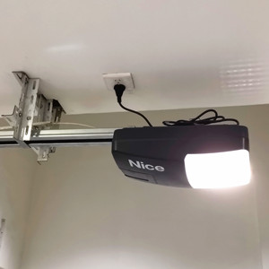 意大利耐氏Nice车库门电机Atris
