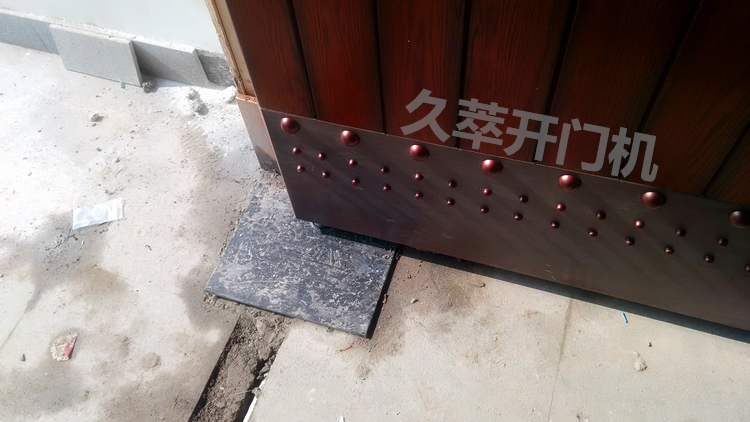 意大利BFT机电地埋式平开门机ELI250系列案例图片