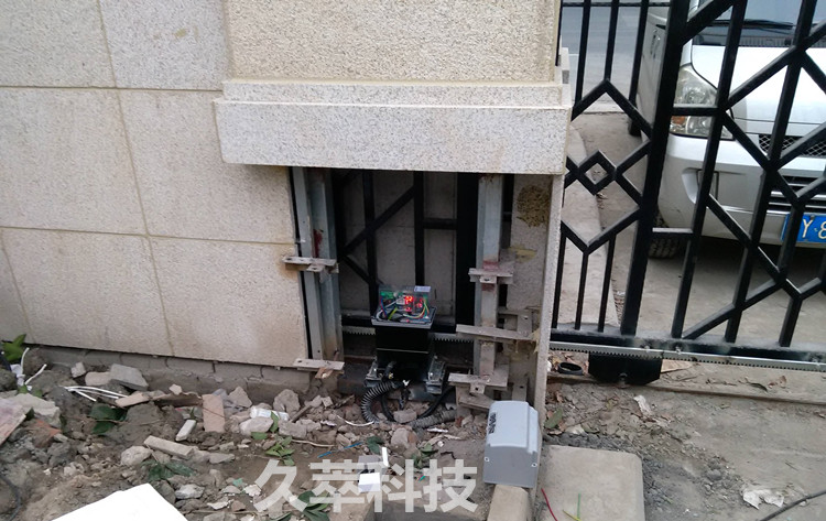 意大利法柯FAAC油浸平移式开门机746安装图片