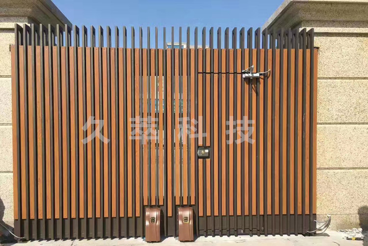 卡诺林(CANUOL)豪华双轮重型遥控开门机DCK900系列案例图片