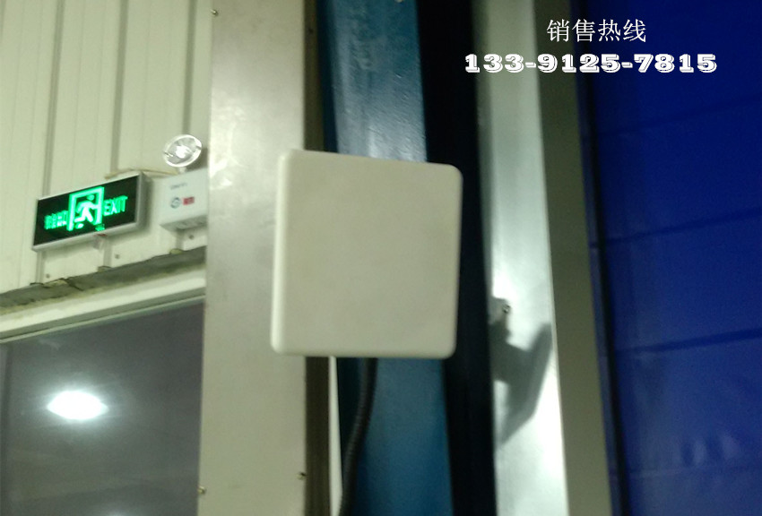 嘉定采埃孚-德国艾富来EFAFLEX高速门STR+远距离读卡