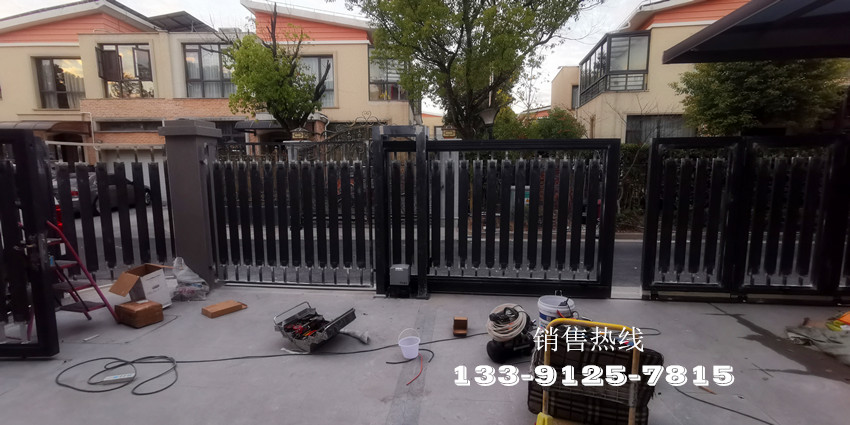凯迪赫菲庄园136号-意大利FAAC平移门电机740