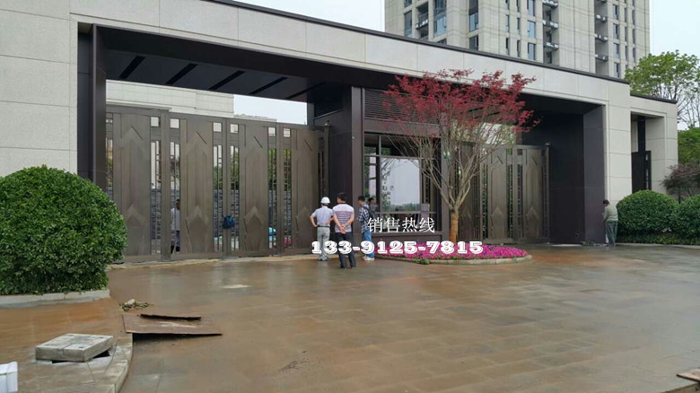江西新力洲悦-意大利进口BFT液压地埋式开门机SUB