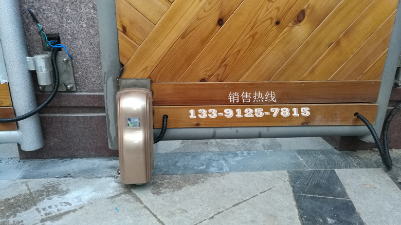 名人世家178-阿尔卡诺ALCANO轮式八字对开门机PM180