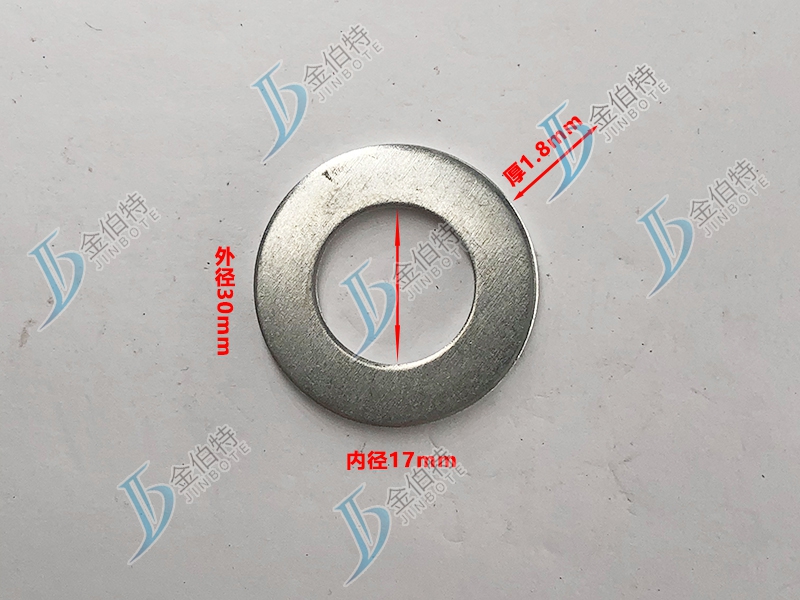 平垫镀锌内径17mm外径30mm