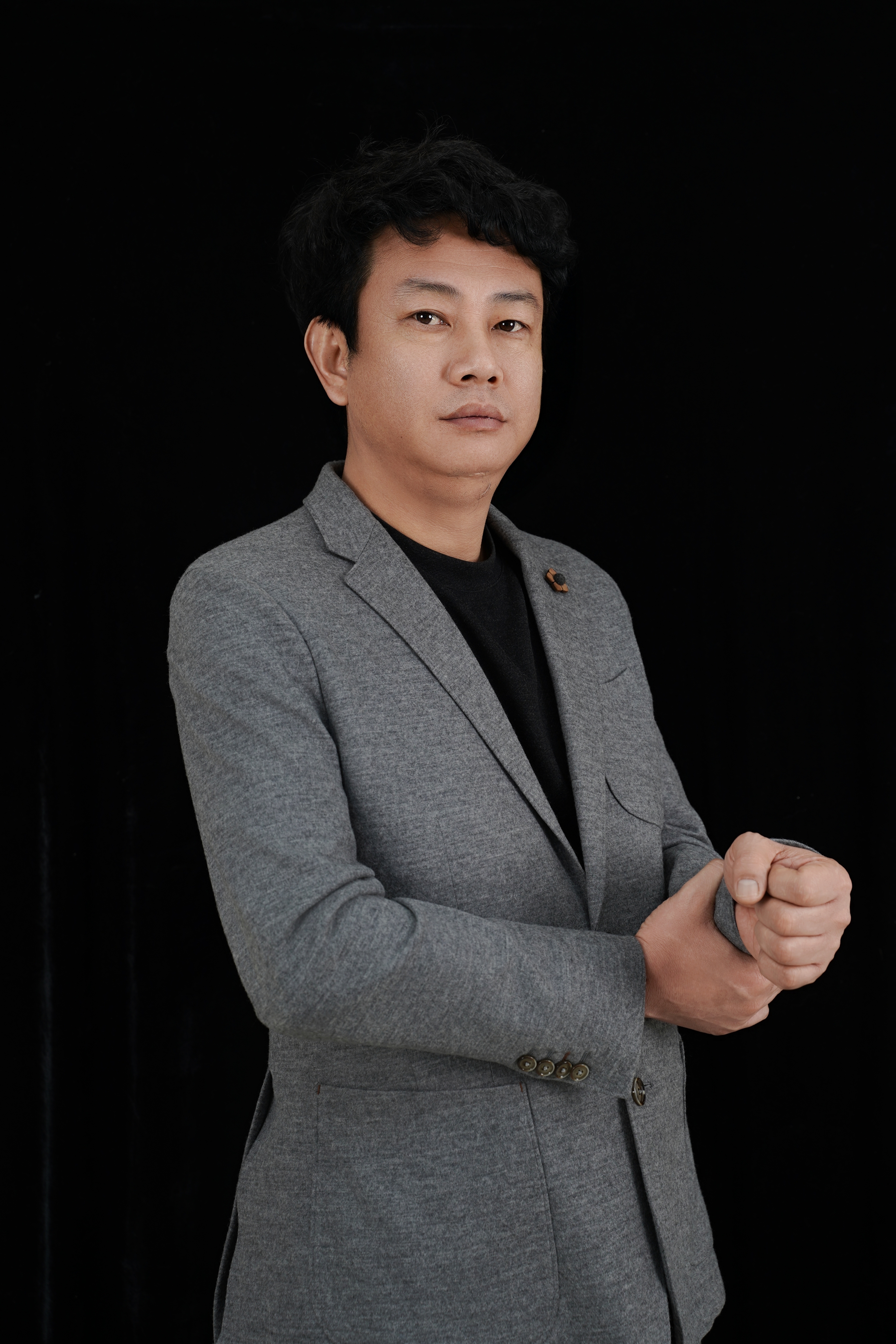 杨成武  副会长