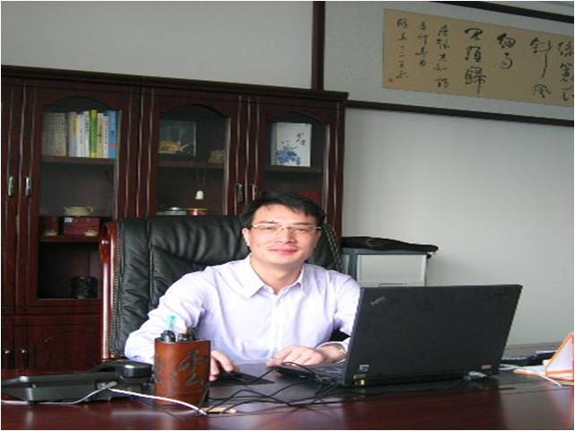 郑庆卫 常务副会长