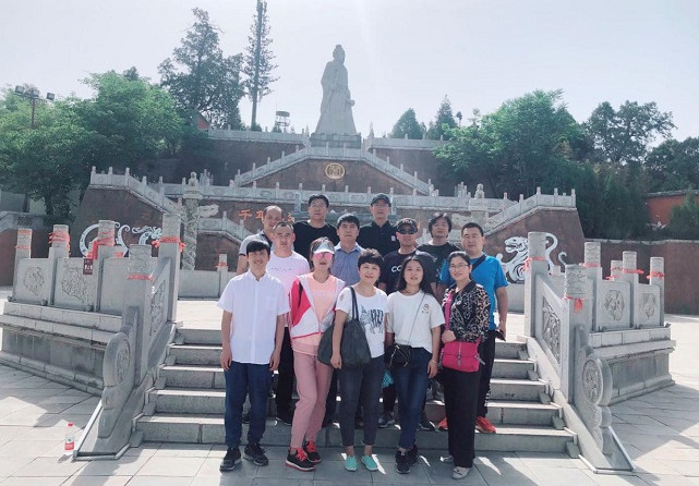 快乐庆生日 愉快度周末