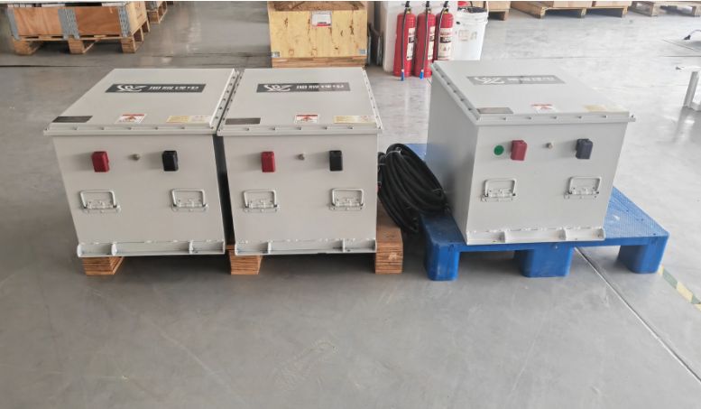 51.2V300Ah（15KWh）广告车锂电池