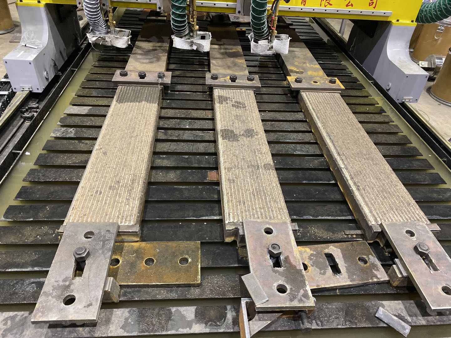 打击板堆焊焊丝  型号SHZ603MoNbV