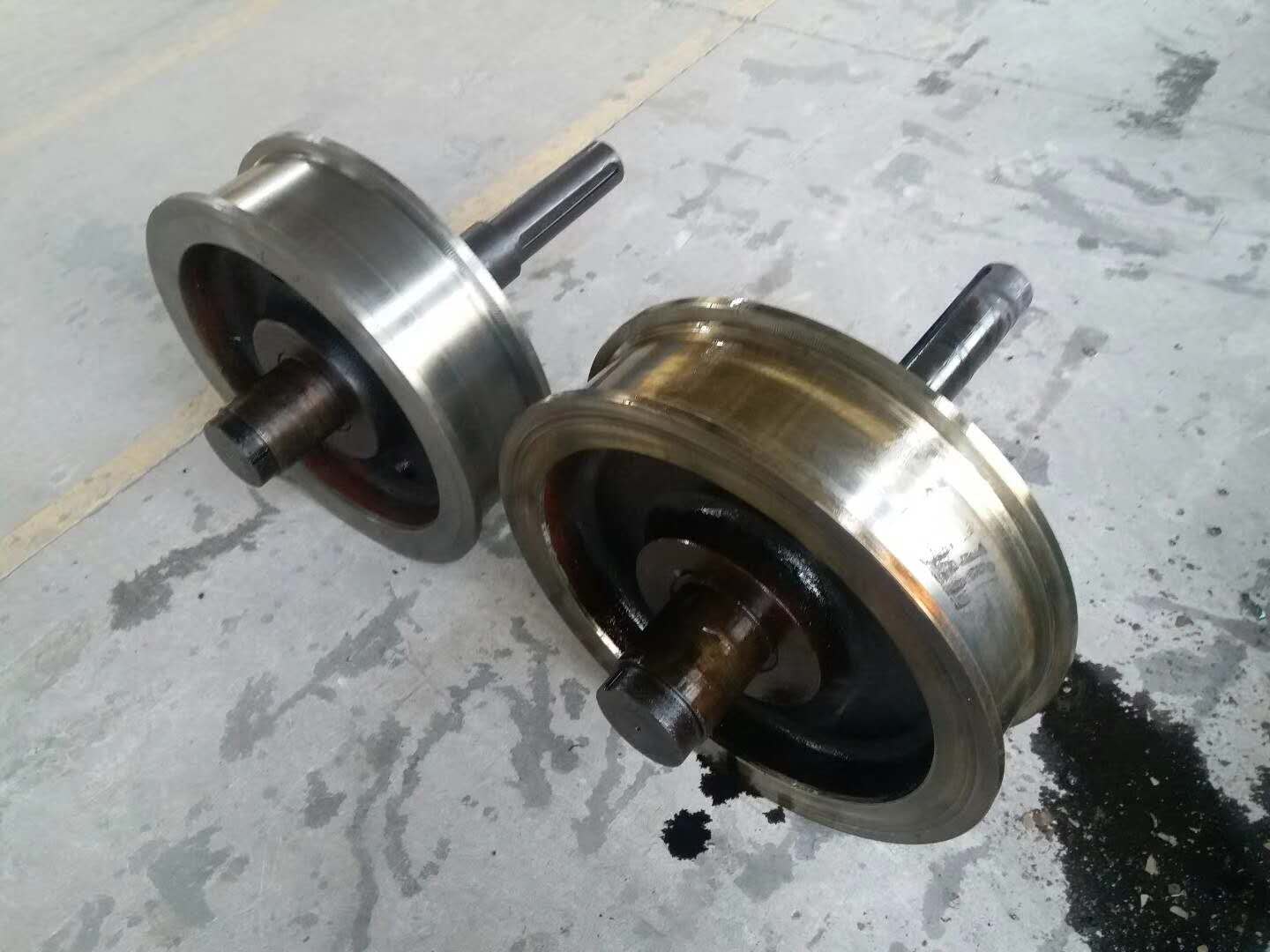 行车轮堆焊焊丝 型号SHQ127