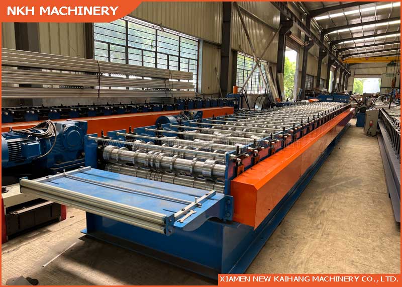YX95-382-765 Roll Forming Machine for SOLAR Profile
