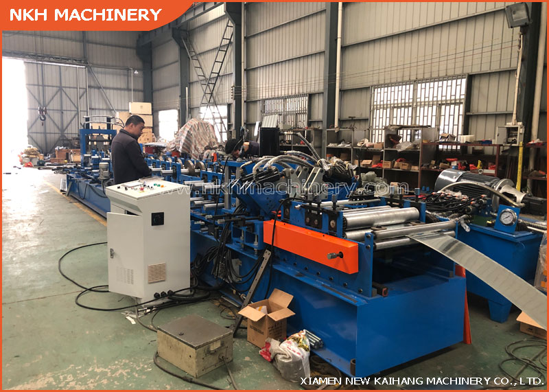 Auto Changing Z Roll Forming Machine for Purlin