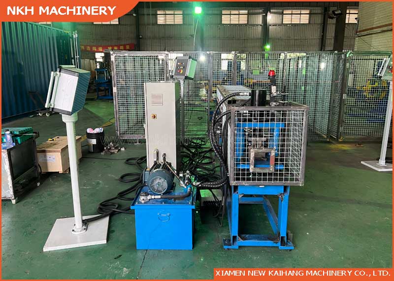 YX15 Roll Forming Machine for Kick Rails profile