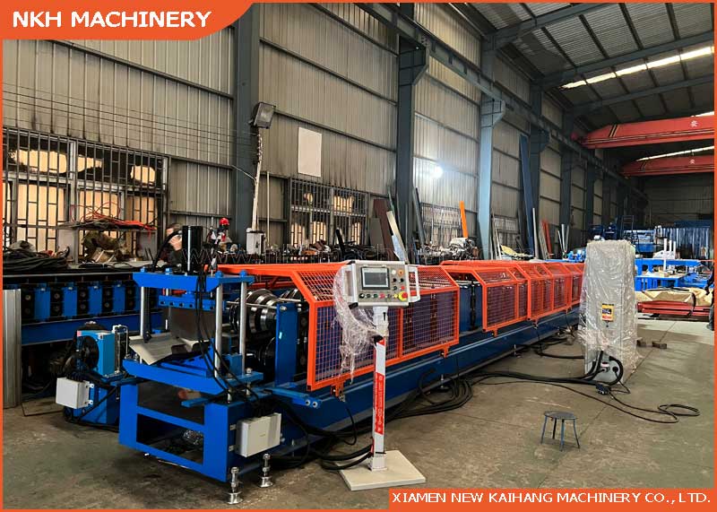 YX240 Roll Forming Machine for Ridge Cap Profile with pre-notch