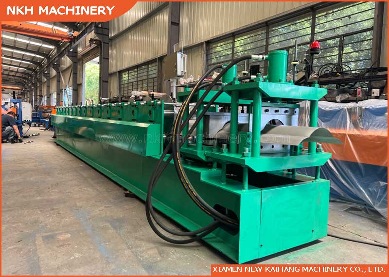 YX130-352 Roll Forming Machine for Ridge Cap Profile with top-press