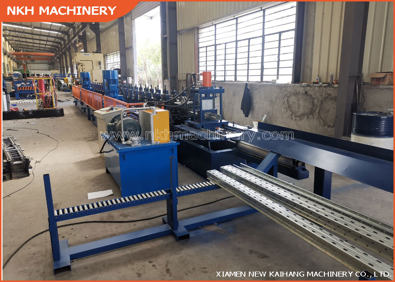 Roll Forming Machine for Upright profile with Gear box/stage
