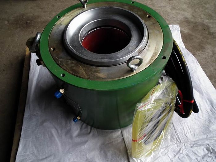 YCW型预应力千斤顶