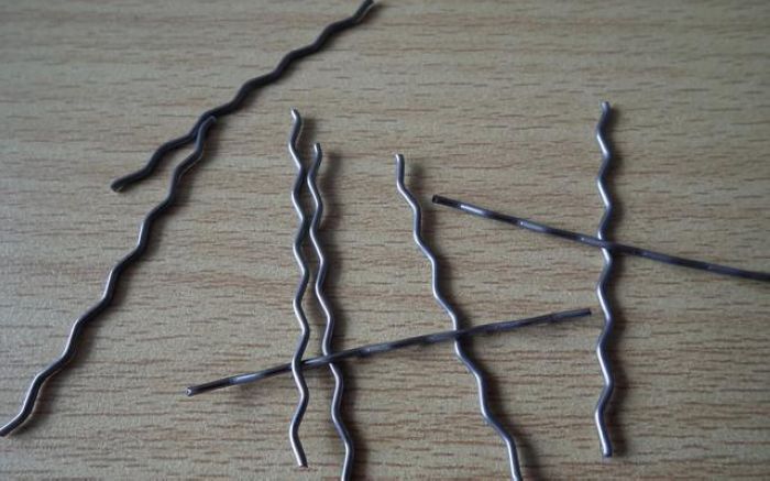 1.0x50波浪型钢纤维_850mpa钢纤维