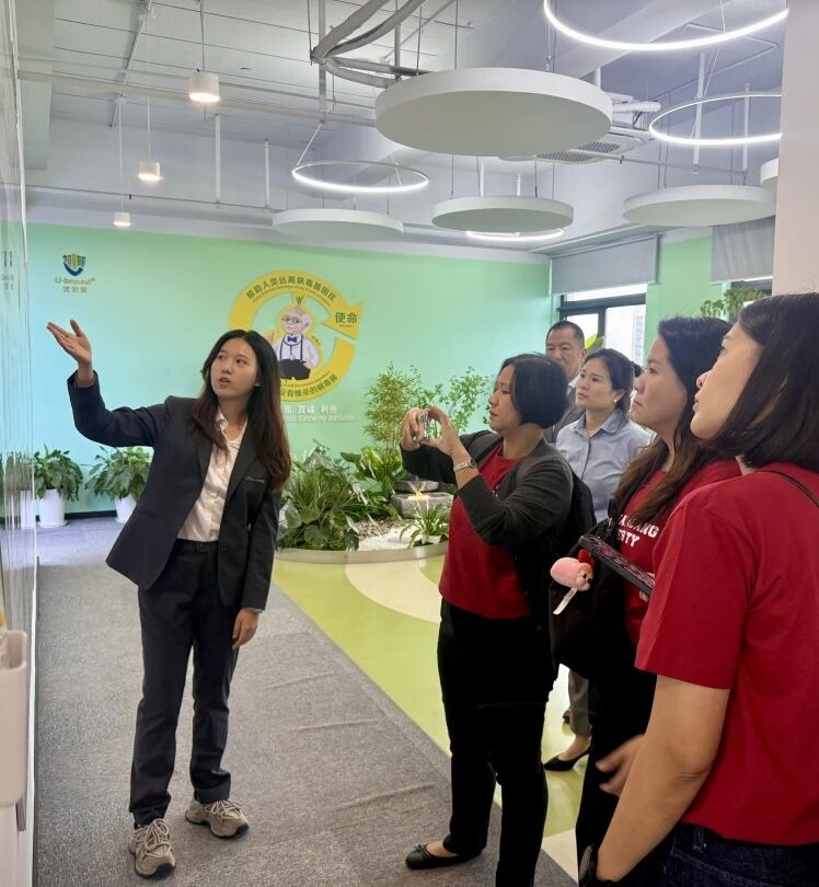 泰国皇太后大学Saowapa Chaiwong教授率团访问莱慎生物：共探热带水果绿色保鲜合作