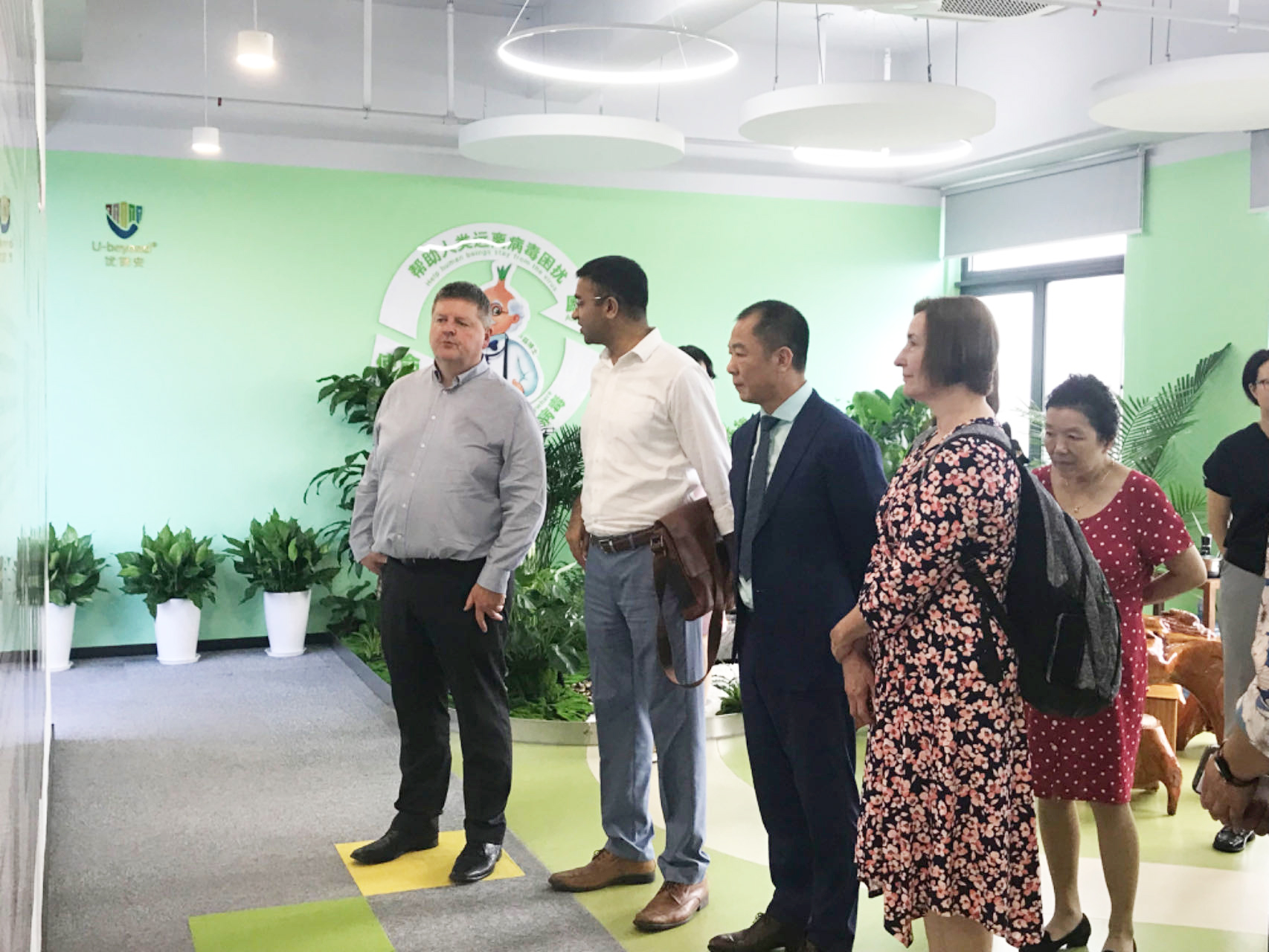 盖茨基金会团队调研考察Landcent