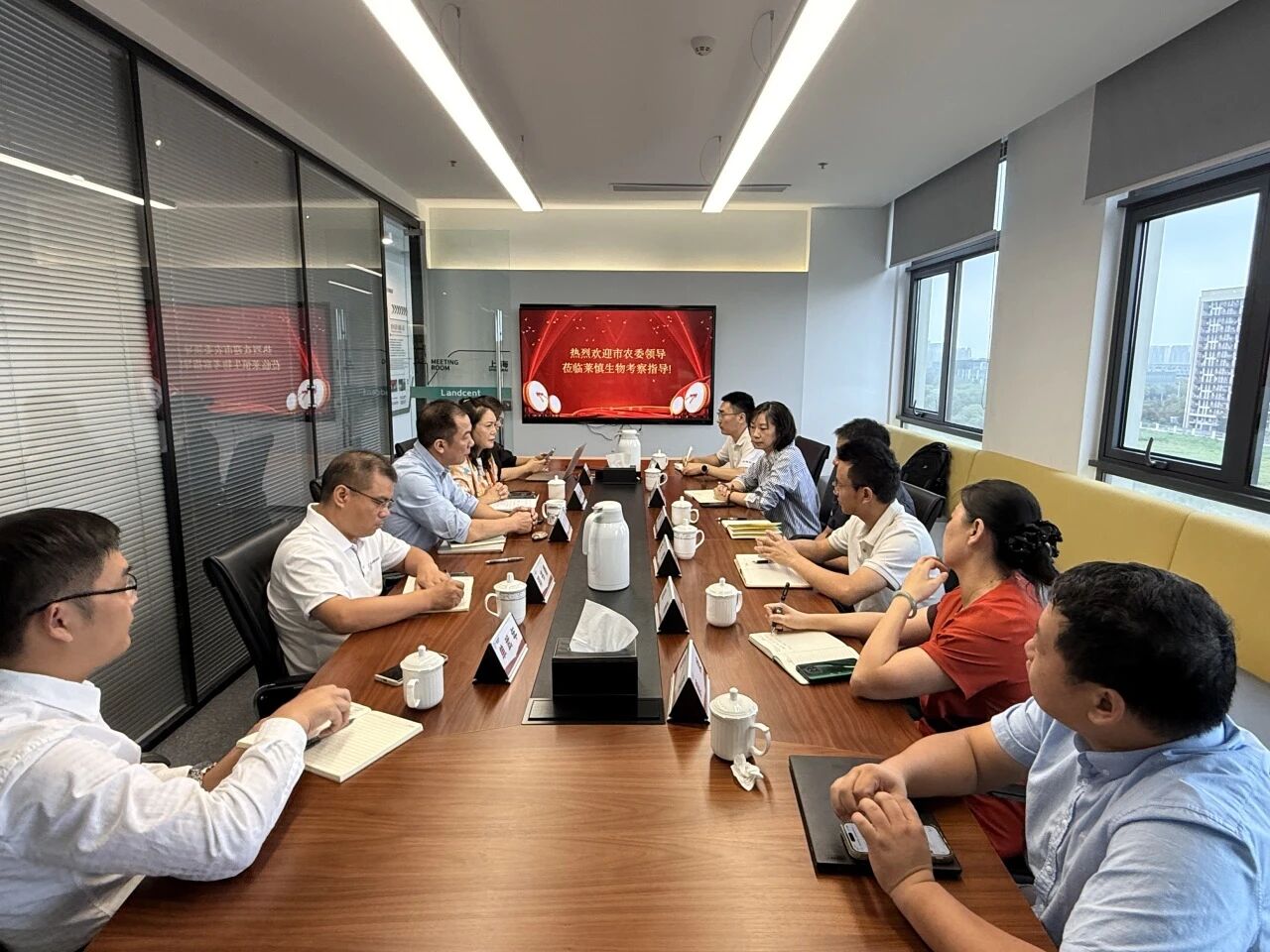 上海市农业农村委产业发展处莅临莱慎生物调研大蒜E素项目